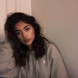 Meet your Posher, Tanya